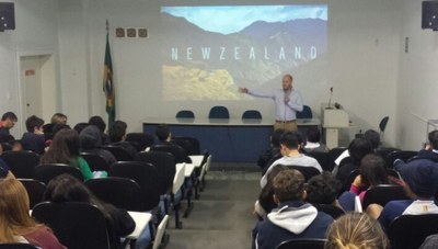 Nova parceria levará mais experiências, oportunidades e conhecimento aos estudantes do Izabela Hendrix