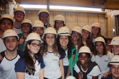 Alunos do Ensino Médio fazem visita técnica à Termelétrica de Igarapé